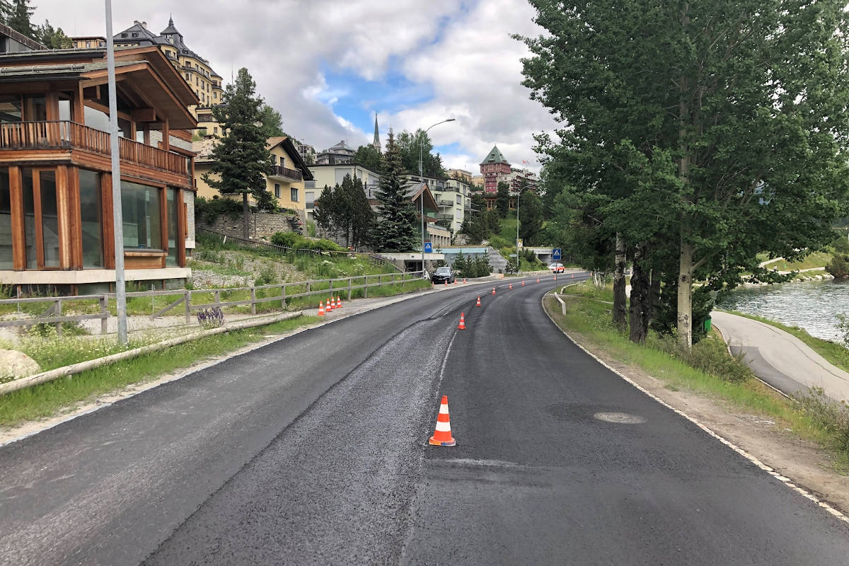 Unfall in St. Moritz GR – Arbeiter von Camper gestreift und verletzt