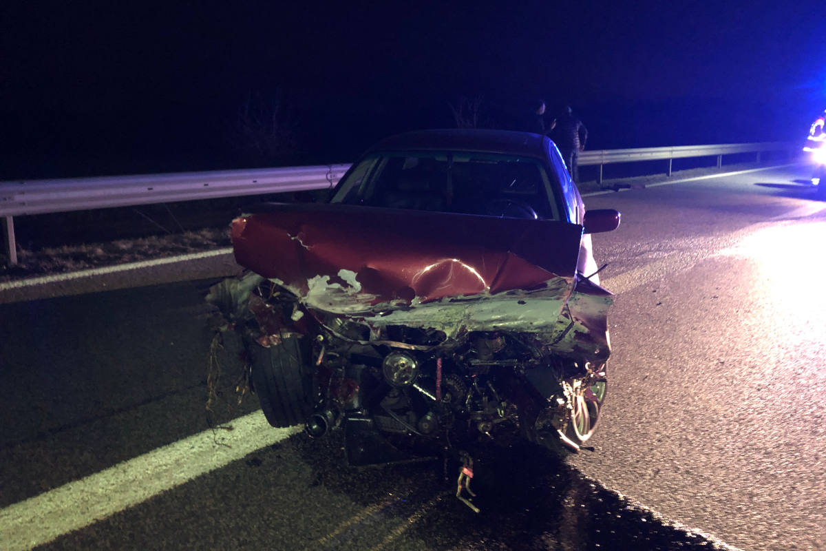 Waldböckelheim - Unfall auf B41 fordert Totalschaden