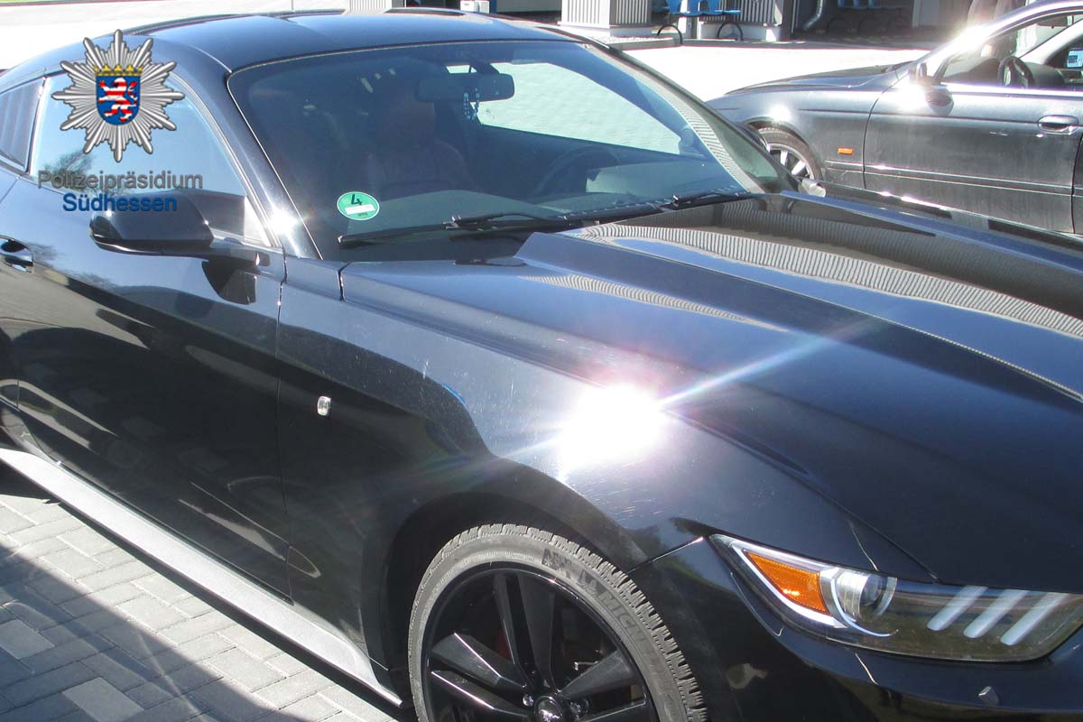 Erbach - Polizei zieht Ford Mustang aus dem Verkehr