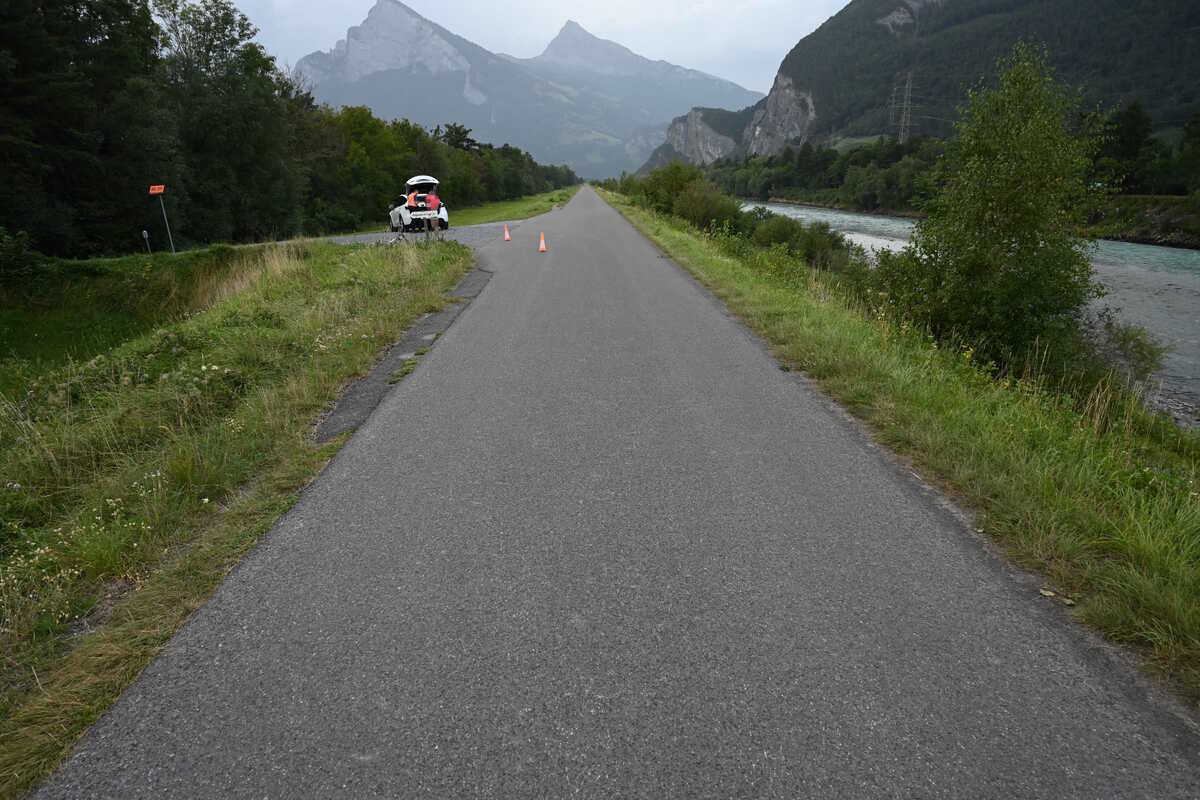 Bad Ragaz SG - Rennvelofahrer erfasst kleines Mädchen und flüchtet 