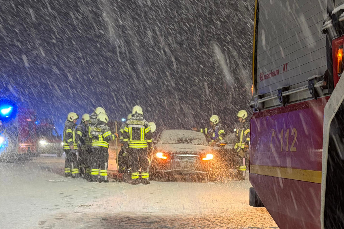 A43 Sprockhövel – Familie verunfallt bei dichtem Schneetreiben