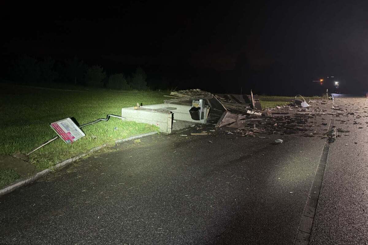 Unfall in Brittnau AG – Betrunkener demoliert Bushaltestelle