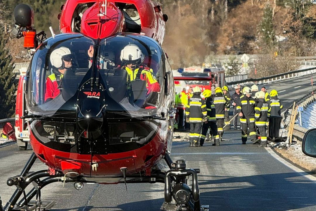 Bezirk Hermagor – Fünf Verletzte bei schwerem Unfall auf Bundesstraße