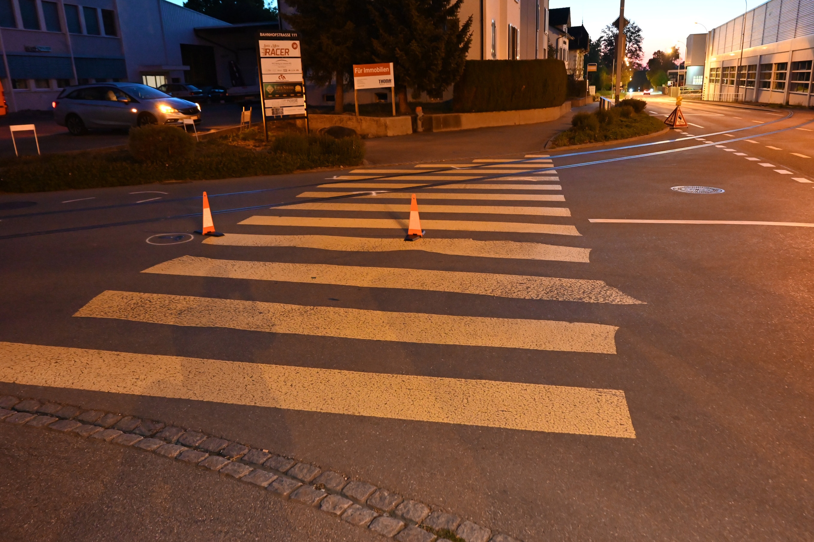 Uzwil SG – Unfall zwischen Auto und Frau