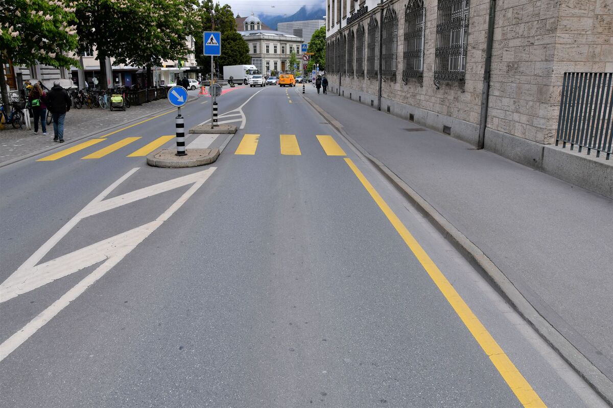 Unfall in Chur GR – Auto erfasst Fussgängerin 