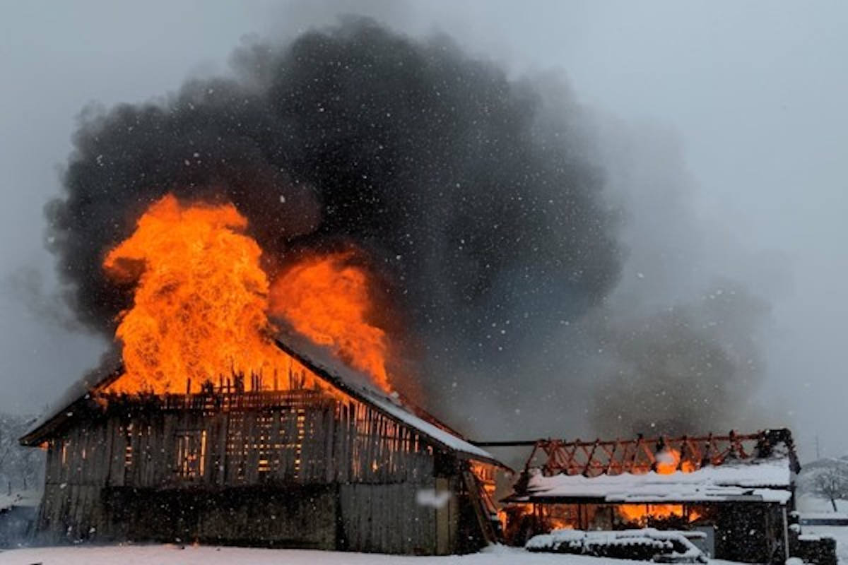 Erstfeld UR – Vollbrand eines Stalles
