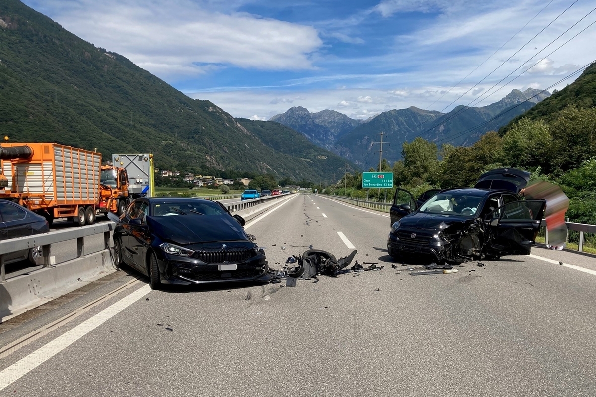 Lumino TI - Autofahrerin wendet und wird zur Geisterfahrerin 