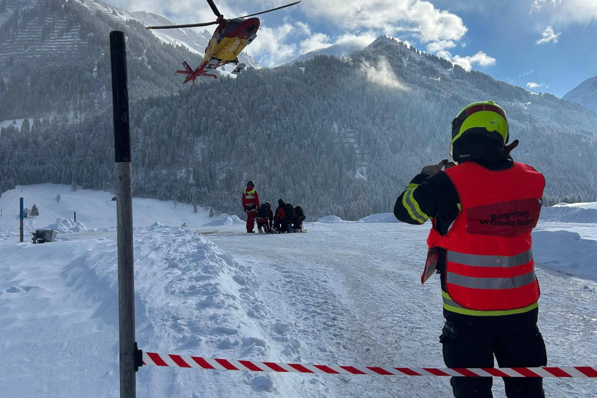 Mittelberg – Freerider lösen Lawine am Hohen Ifen aus