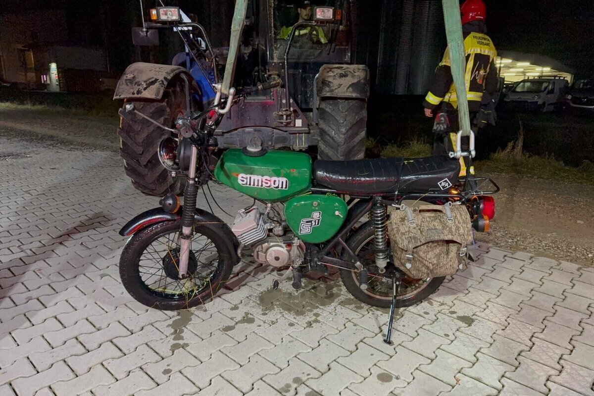 Hallau SH – Jugendliche verunfallen mit Motorrad