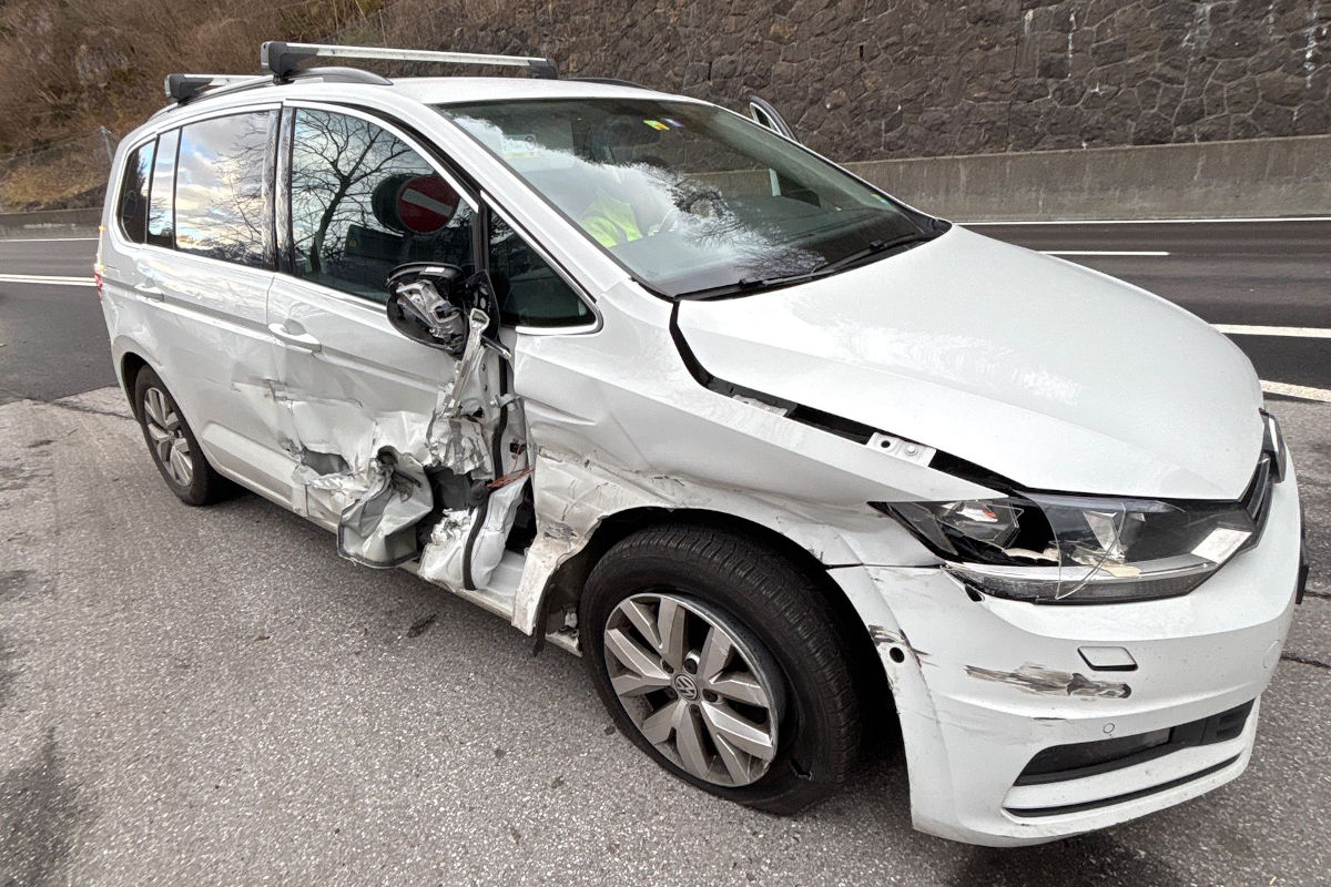 A3 Obstalden GL – Verkehrsunfall in Autobahntunnel 