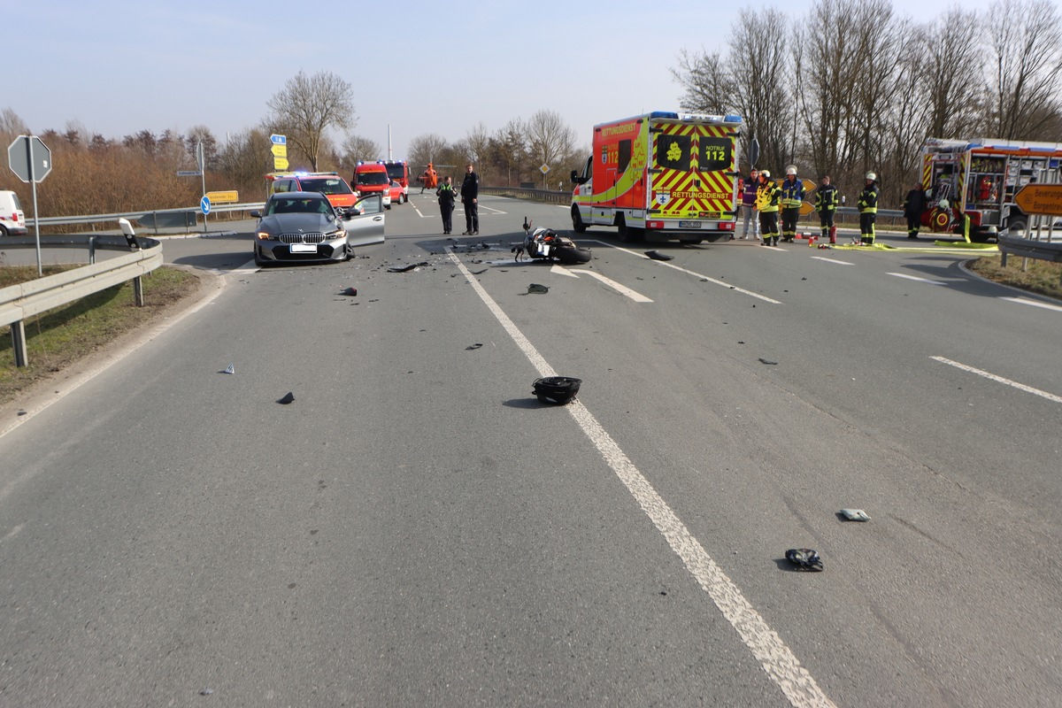 Borgentreich-Lütgeneder – Tödlicher Unfall mit Motorrad 