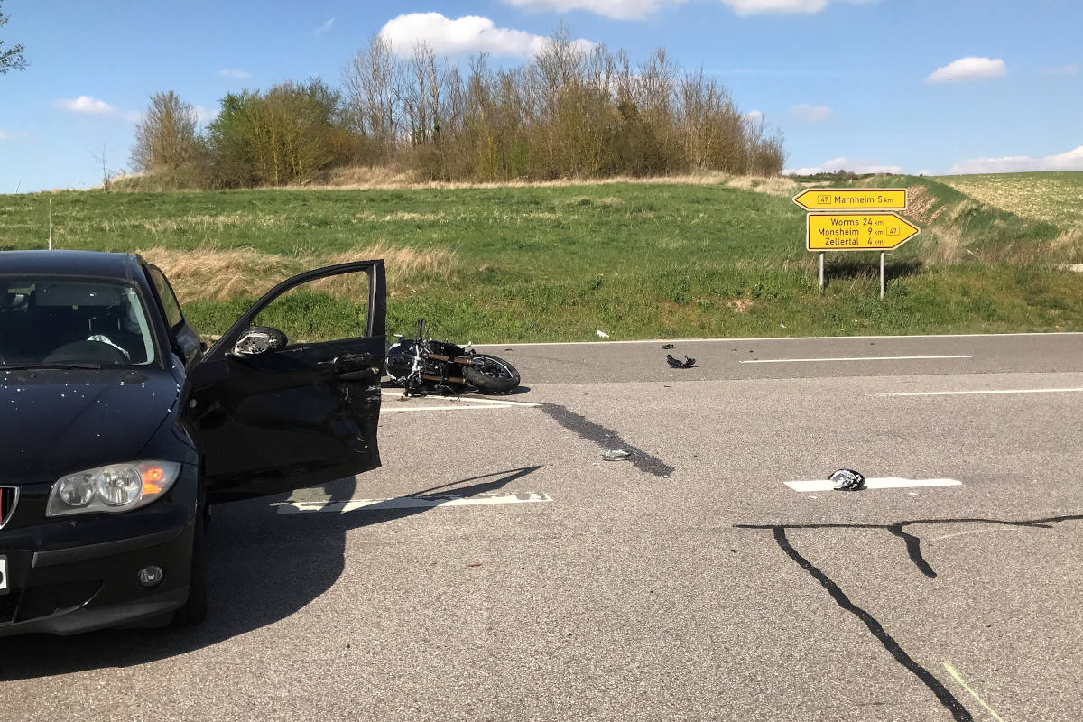 B47 Albisheim (Pfrimm) – Kollision zwischen Motorrad und PKW