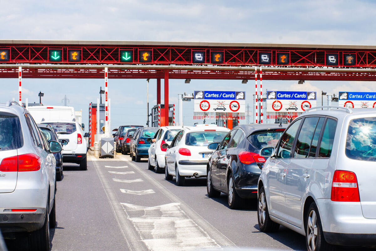 Mit dem Auto durch Europa – So vermeiden Sie Bussen und Pannen