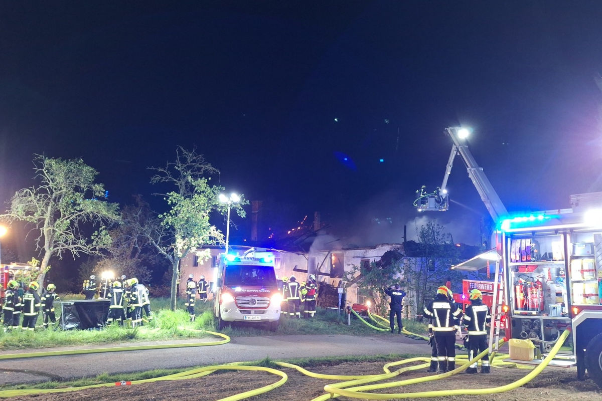 Bezirk Perg – 170 Feuerwehrleute bei Brand im Einsatz