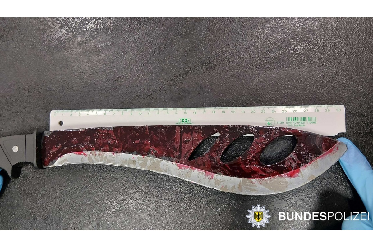 Köln – Mann mit Machete im ICE sorgt für Polizeieinsatz