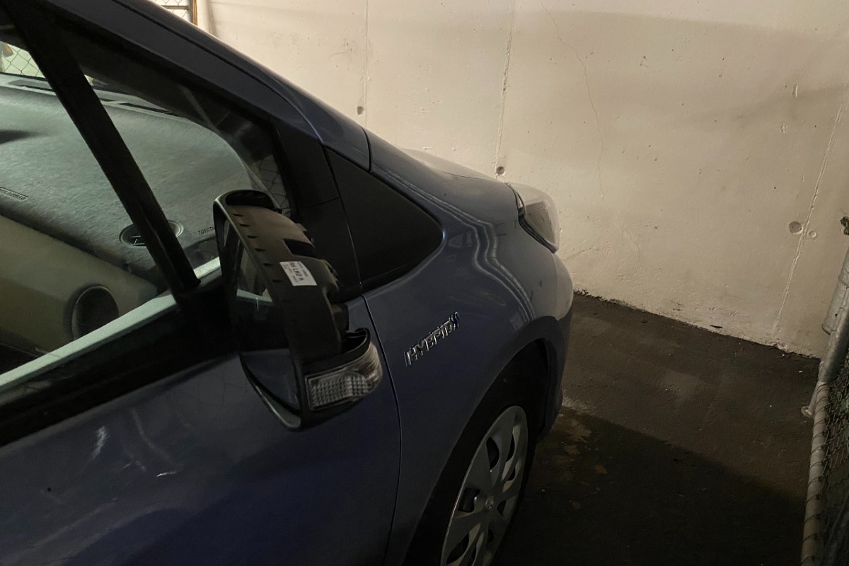 Neuenhof AG - Streifkollision nach Überholmanöver 