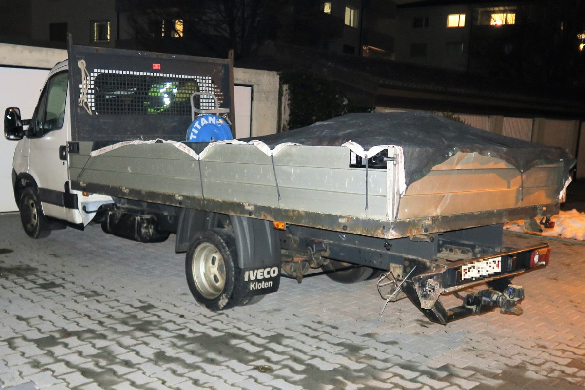 Bilten GL - Sachschaden nach Verkehrsunfall