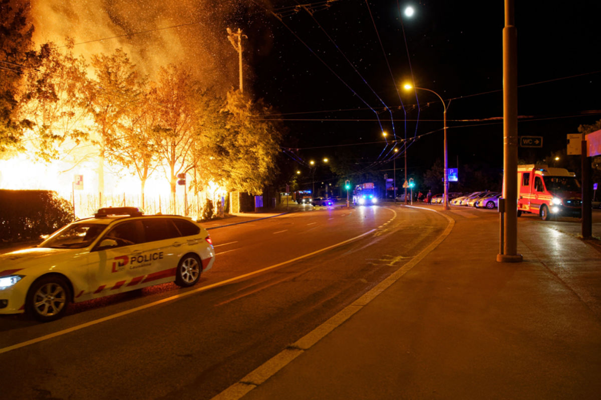 Lausanne VD - Brand der Sportanlagen Bois-Gentil