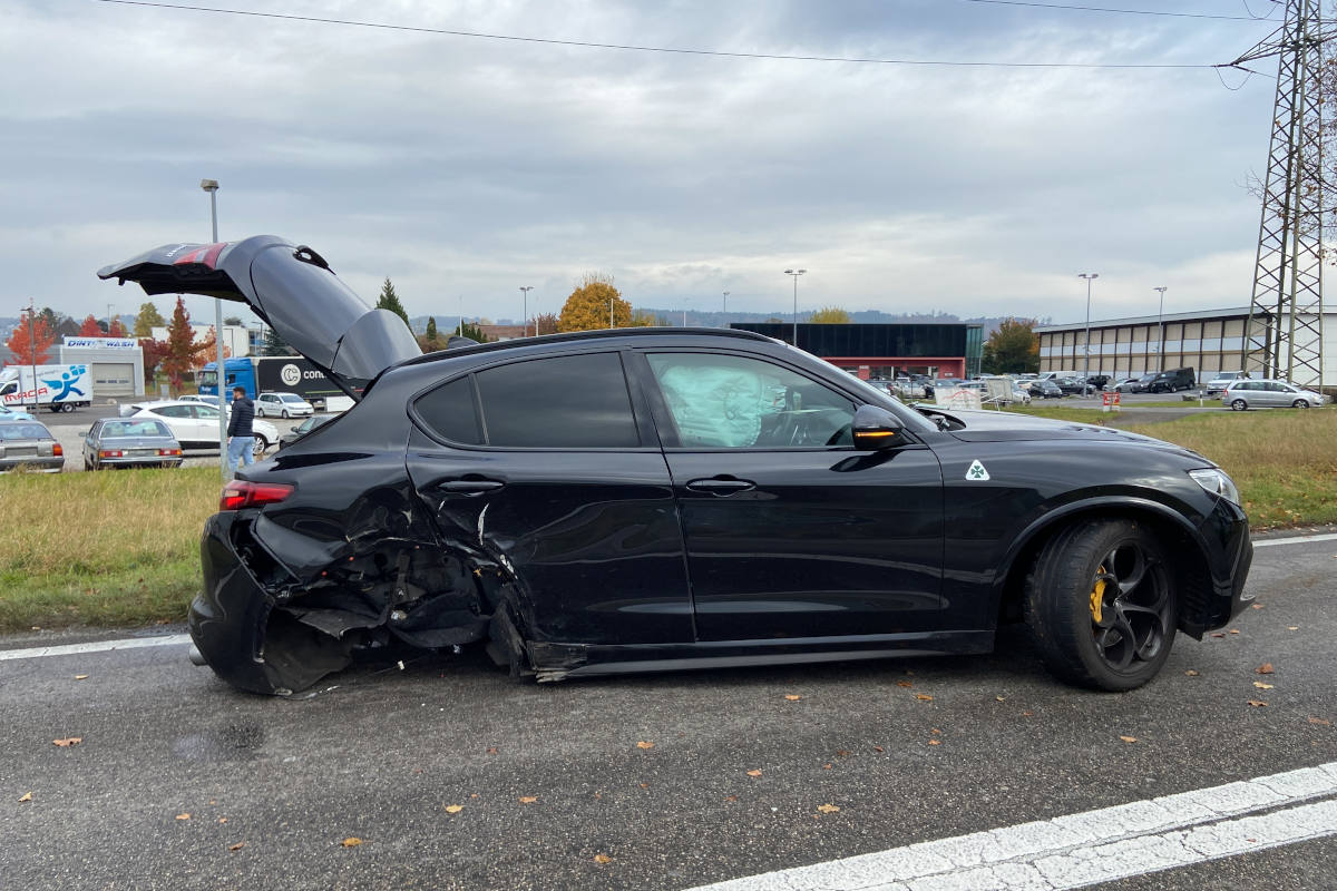Dintikon AG – Junglenker verunfallt aufgrund zu starker Beschleunigung