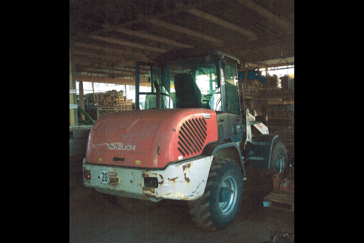 Dormagen – Rot-weißer Radlader gestohlen - wer hat etwas gesehen?