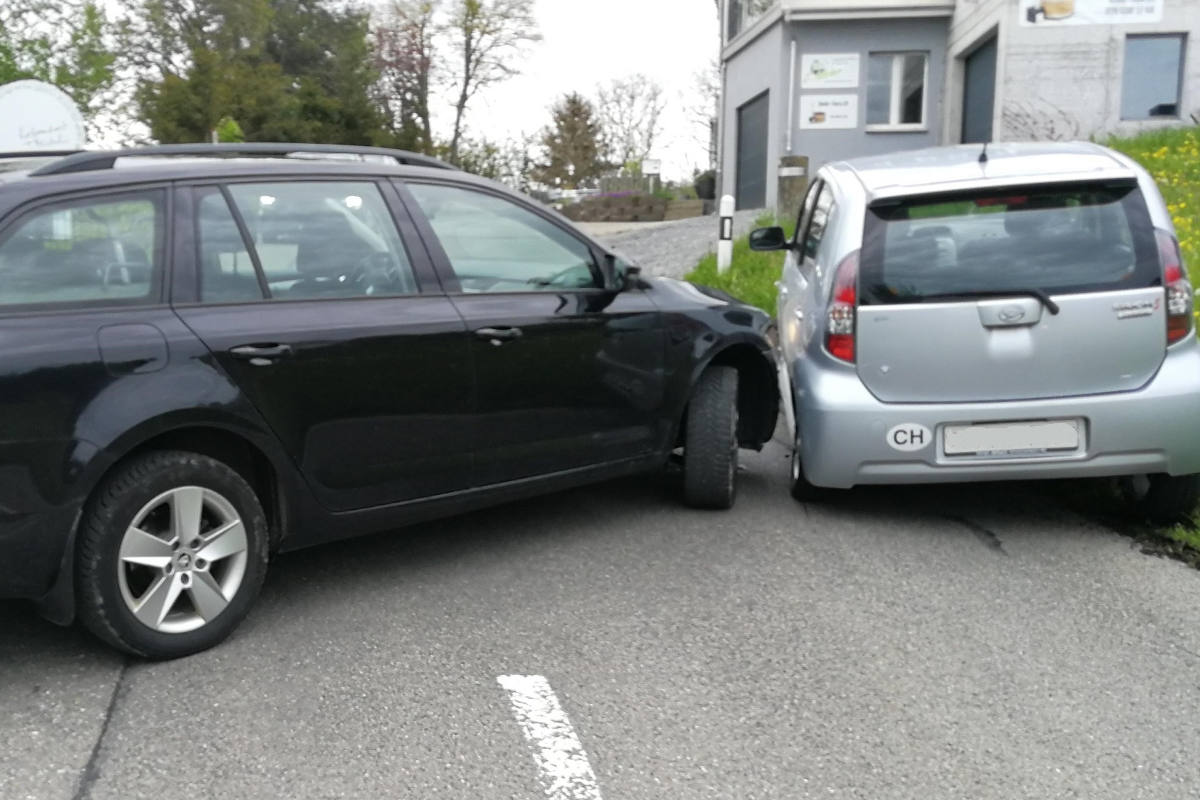 Wienacht-Tobel AR – Kollision zwischen zwei Personenwagen
