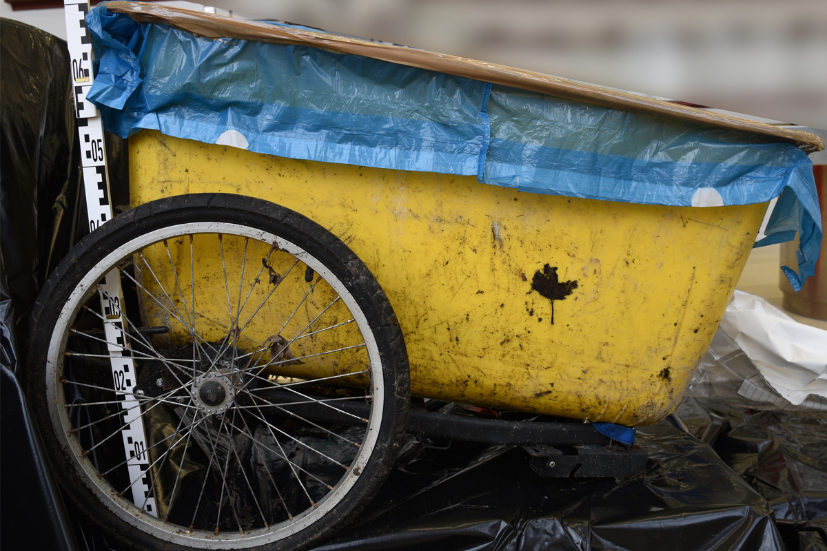 Rostock – Foto der gelben Kiste nach Leichenfund veröffentlicht