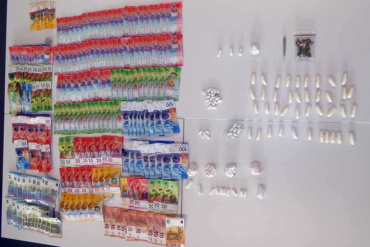 Diensthund Dusty im Einsatz in Luzern - Polizei nimmt drei Drogendealer fest!