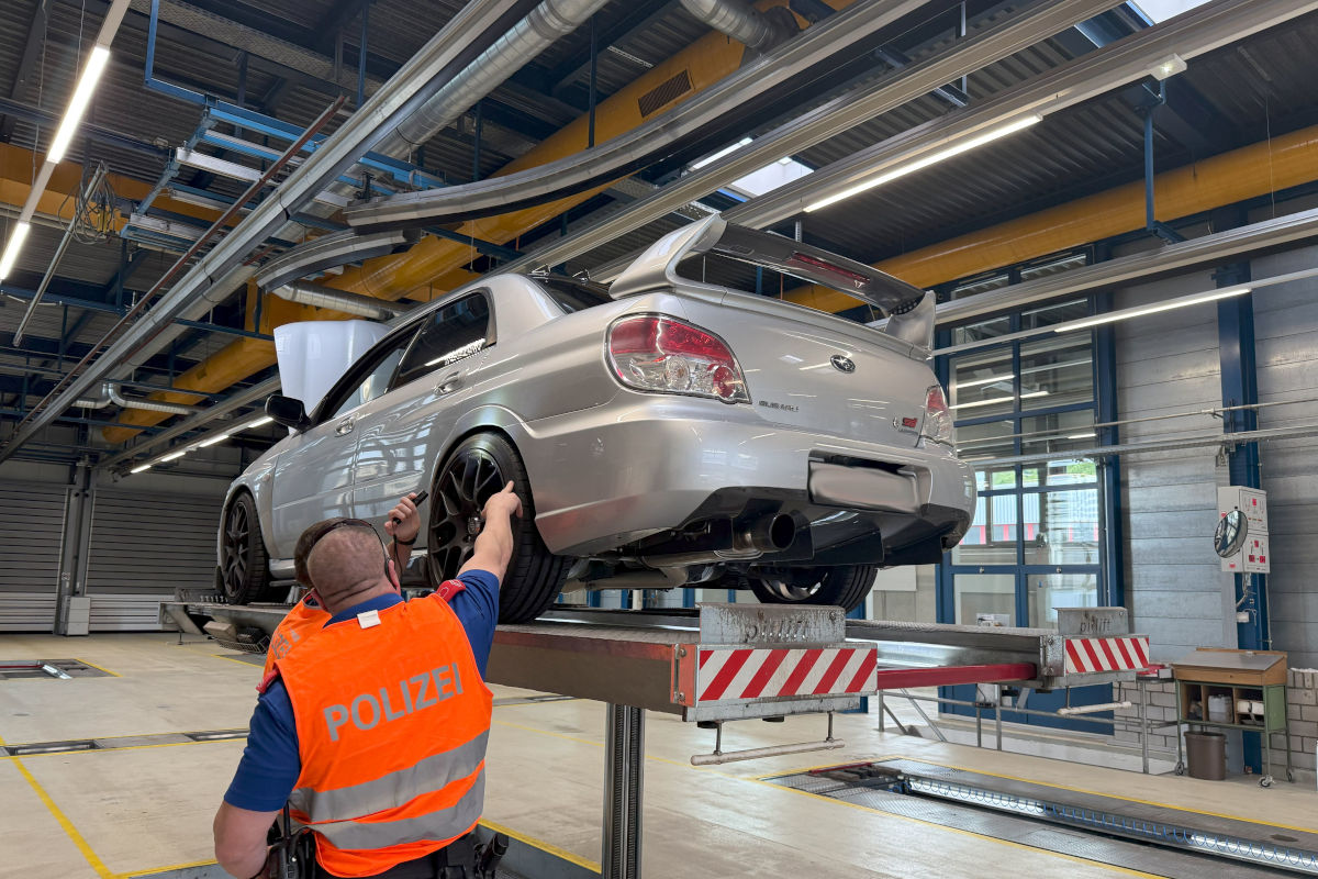 Schwerpunktkontrollen in Pfäffikon SZ und in Schwyz – 11 Anzeigen wegen Mängeln