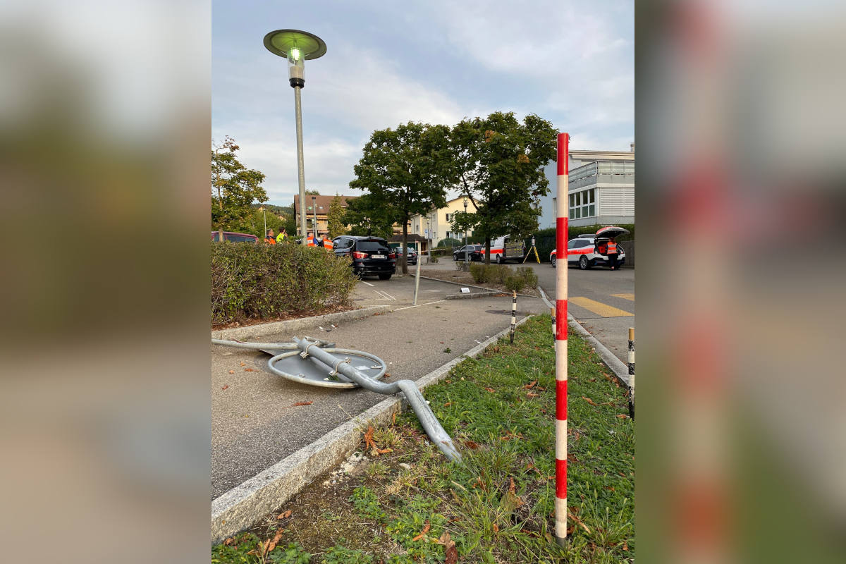 Embrach ZH – Fahrzeuglenker bei Verkehrsunfall verletzt