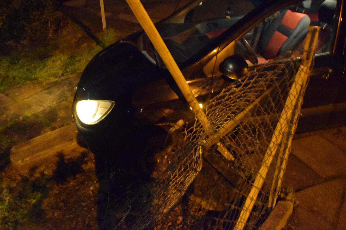 Löhne – Unfall endet vor Gartenzaun