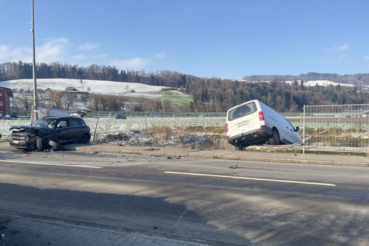 Wichtrach BE – Strasse nach Frontalkollision stundenlang gesperrt
