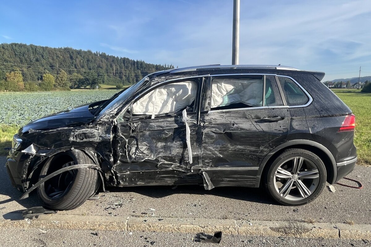 Schöftland AG - Buschauffeur am Steuer eingeschlafen 