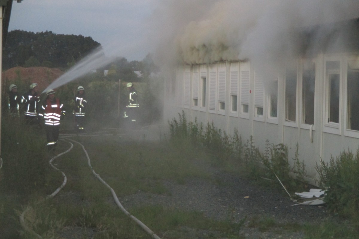 Deinste - Feuer bricht in Asylunterkunft aus - Bewohner retten sich dank Brandmelder!
