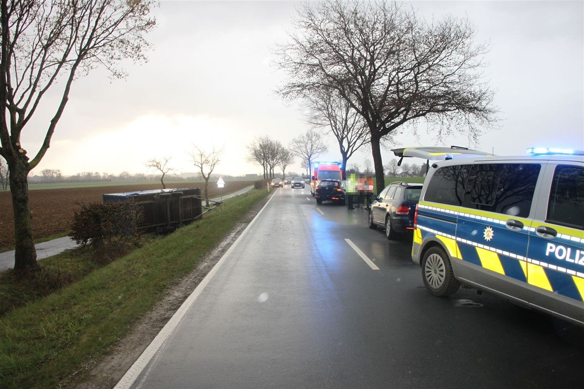 Steinheim – Anhänger löst sich nach Windböe vom Pkw