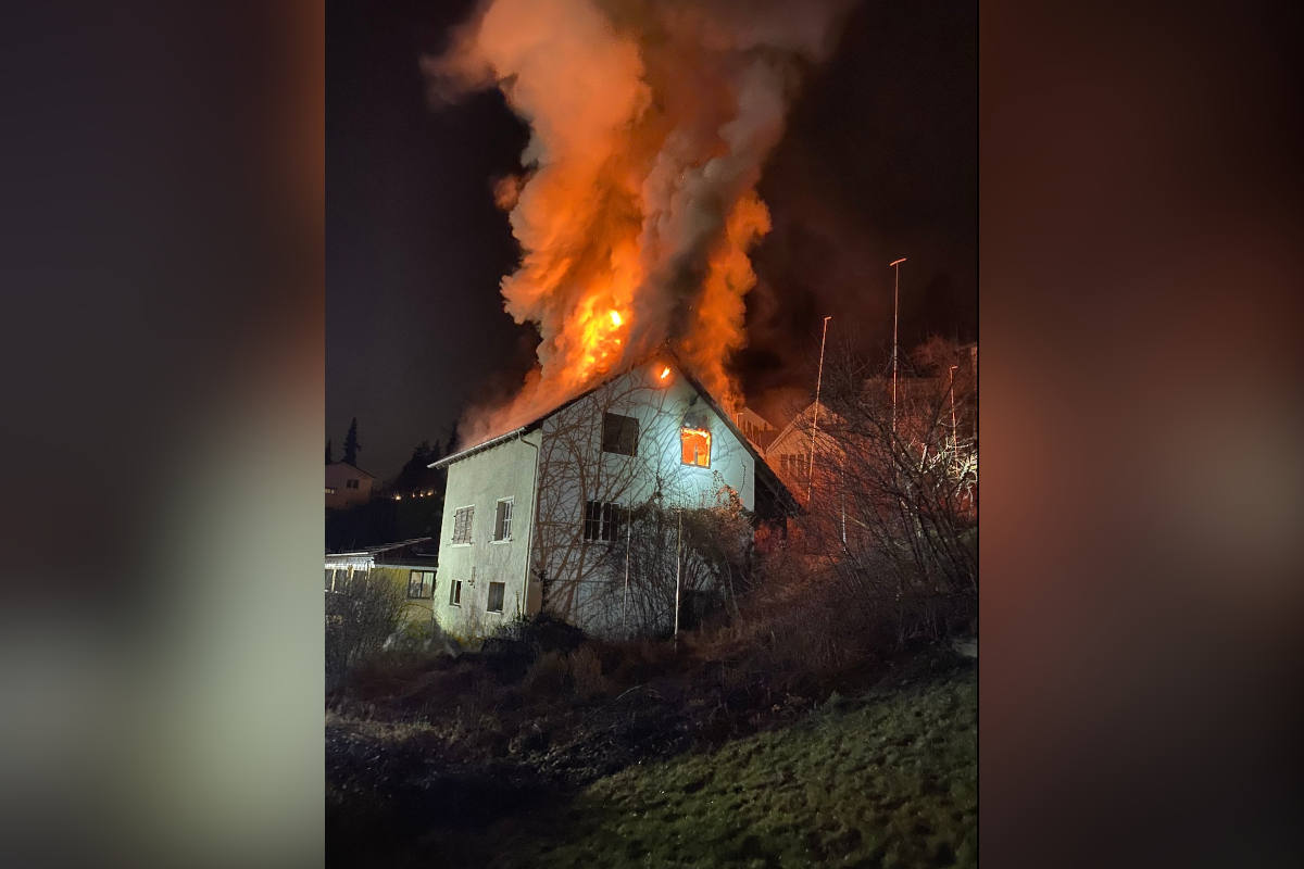 Füllinsdorf BL – Dachstockbrand eines Einfamilienhauses