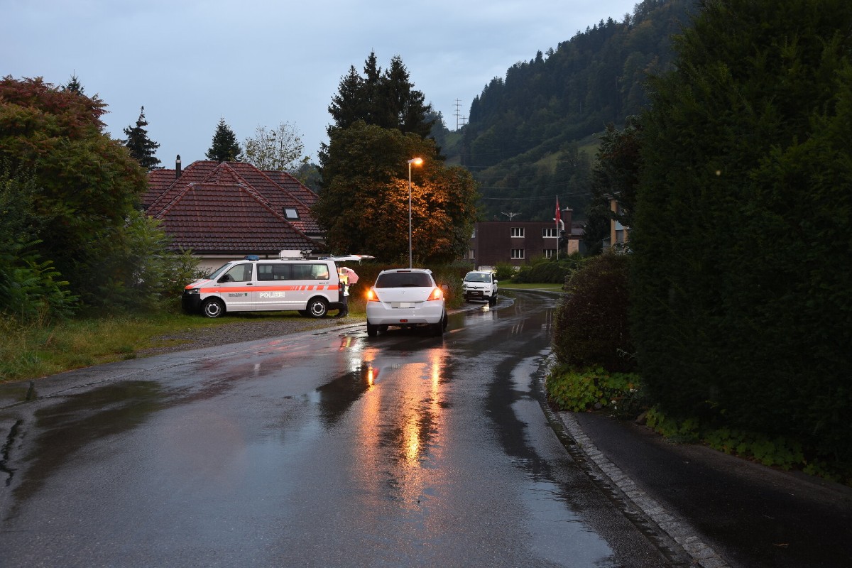 Wattwil SG - 6-Jähriger kollidiert auf dem Trottinett mit einem Auto