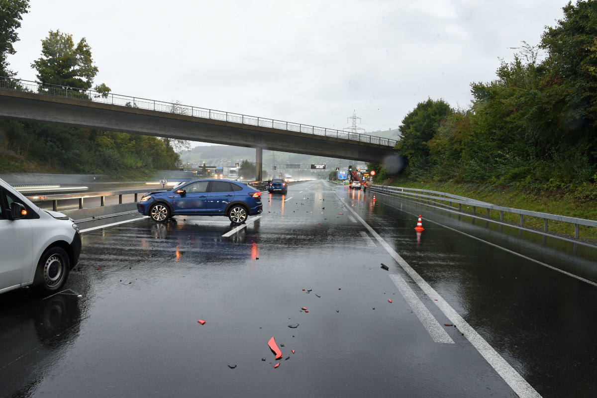 A14 Inwil LU – Kollision zwischen mehreren Fahrzeugen