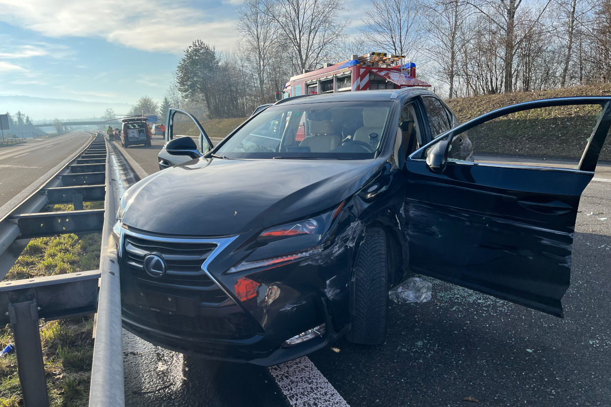A7 Wigoltingen TG – Mann bei Selbstunfall auf Autobahn schwer verletzt