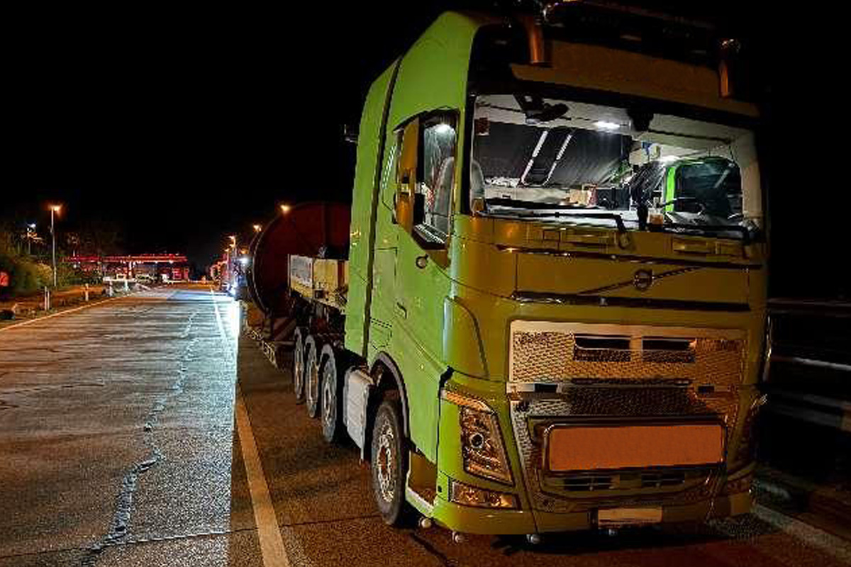 A1 Dammer Berge – Sattelzug mit nahezu 100 Prozent Überladung