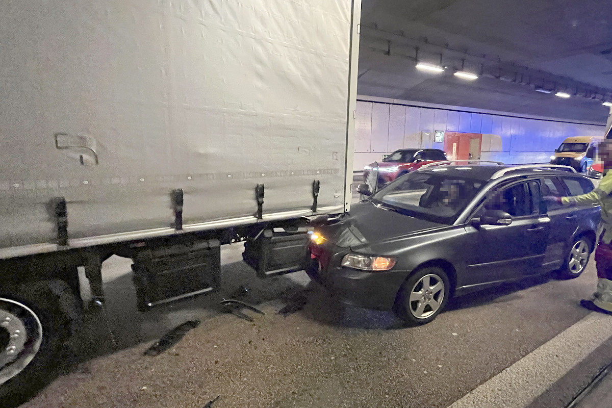 A2 Hergiswil NW – Auffahrkollision in Autobahntunnel