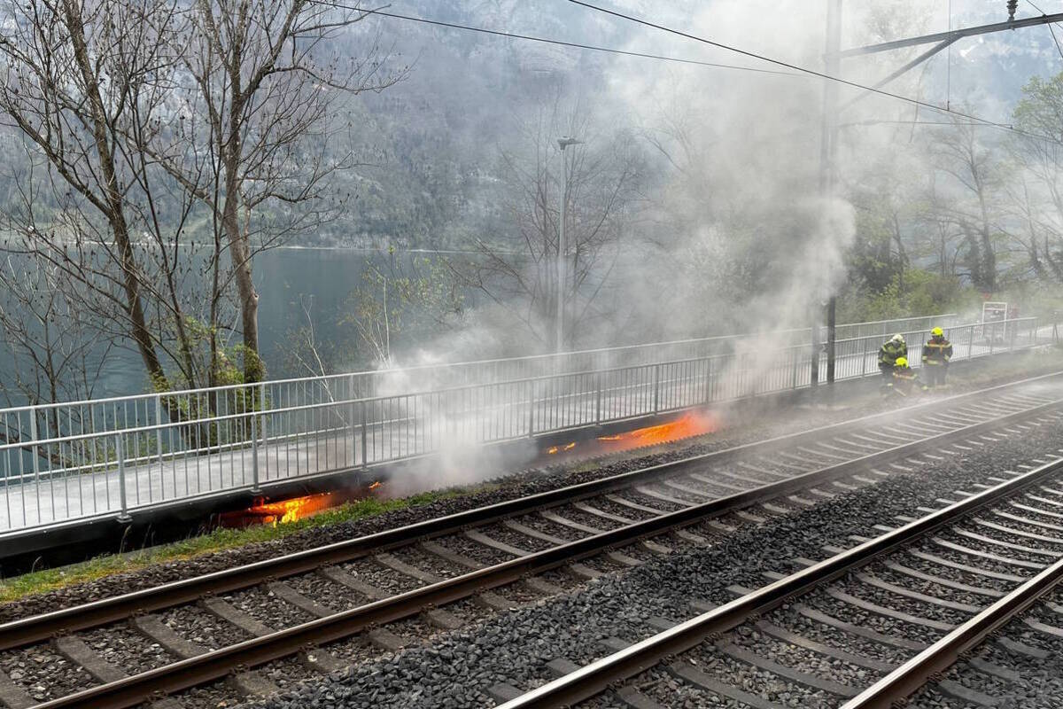 Unterterzen SG – Brand führt zur Sperrung einer Bahnstrecke