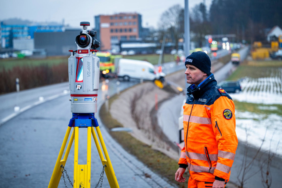 Effretikon ZH – Drei Verletzte nach schwerem Unfall