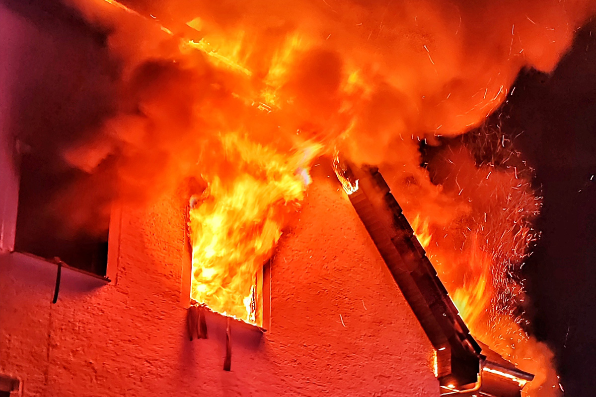 Stockach – Bewohner stirbt bei Wohnungsbrand in Mehrfamilienhaus