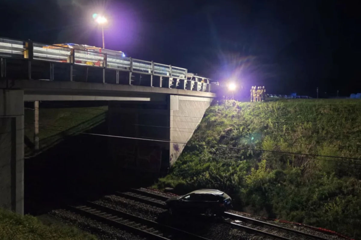 Unfall in Stockham – Alkoholisierter Lenker landet auf Bahngleisen
