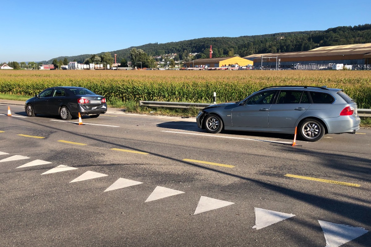 Felben-Wellhausen TG - Drei Personen nach Auffahrkollision verletzt