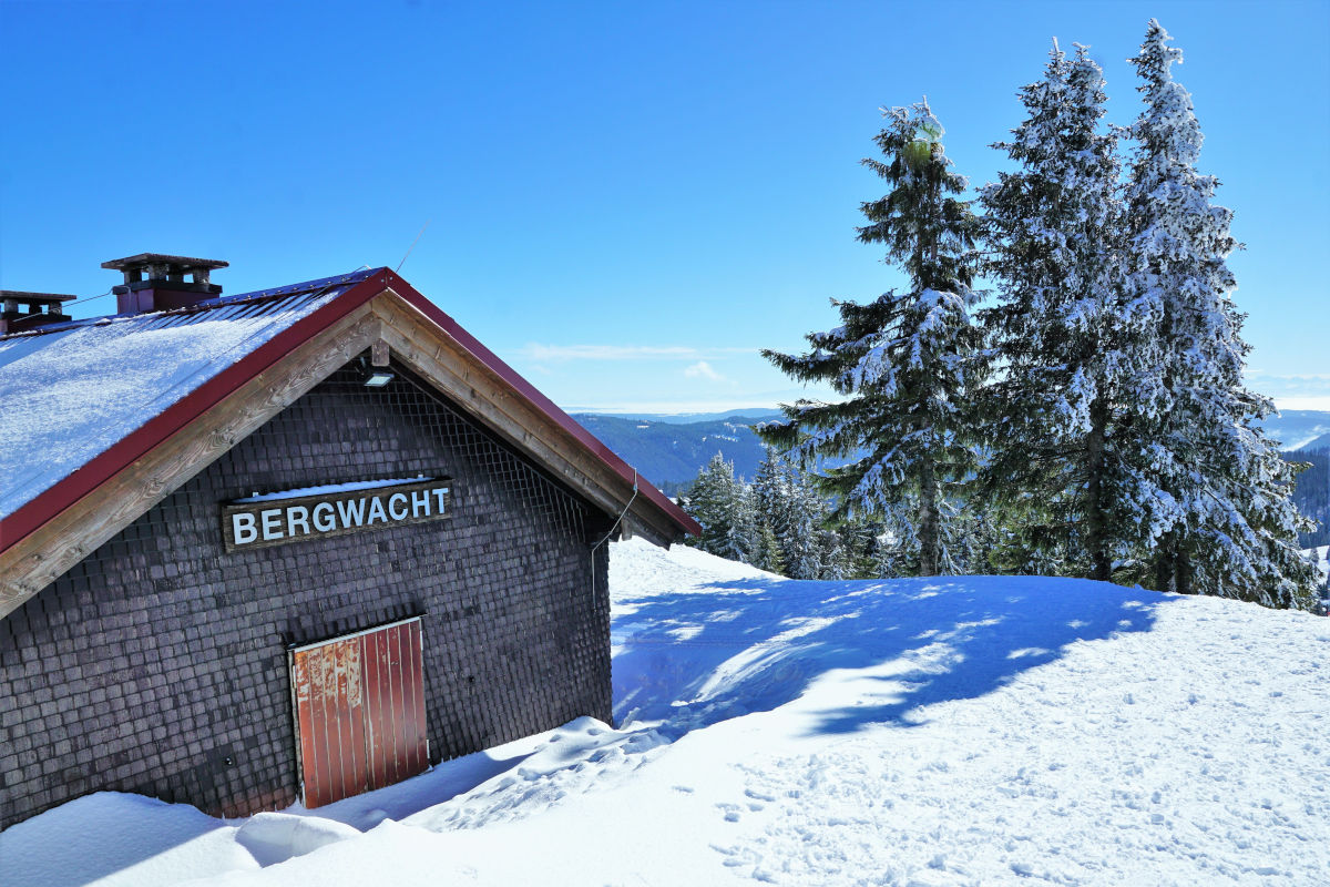 Haus im Ennstal – Medizinischer Notfall beim Skifahren