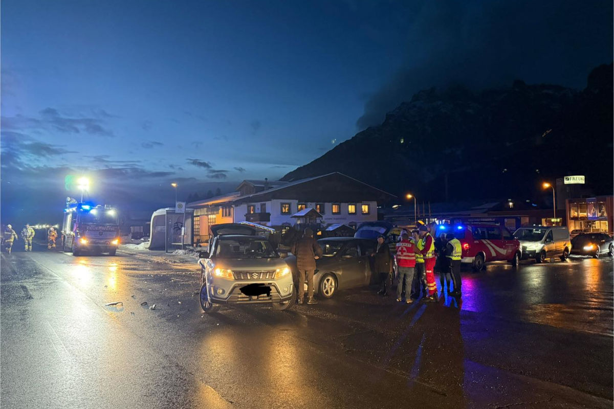 Leogang – Drei Fahrzeuge in Unfall verwickelt