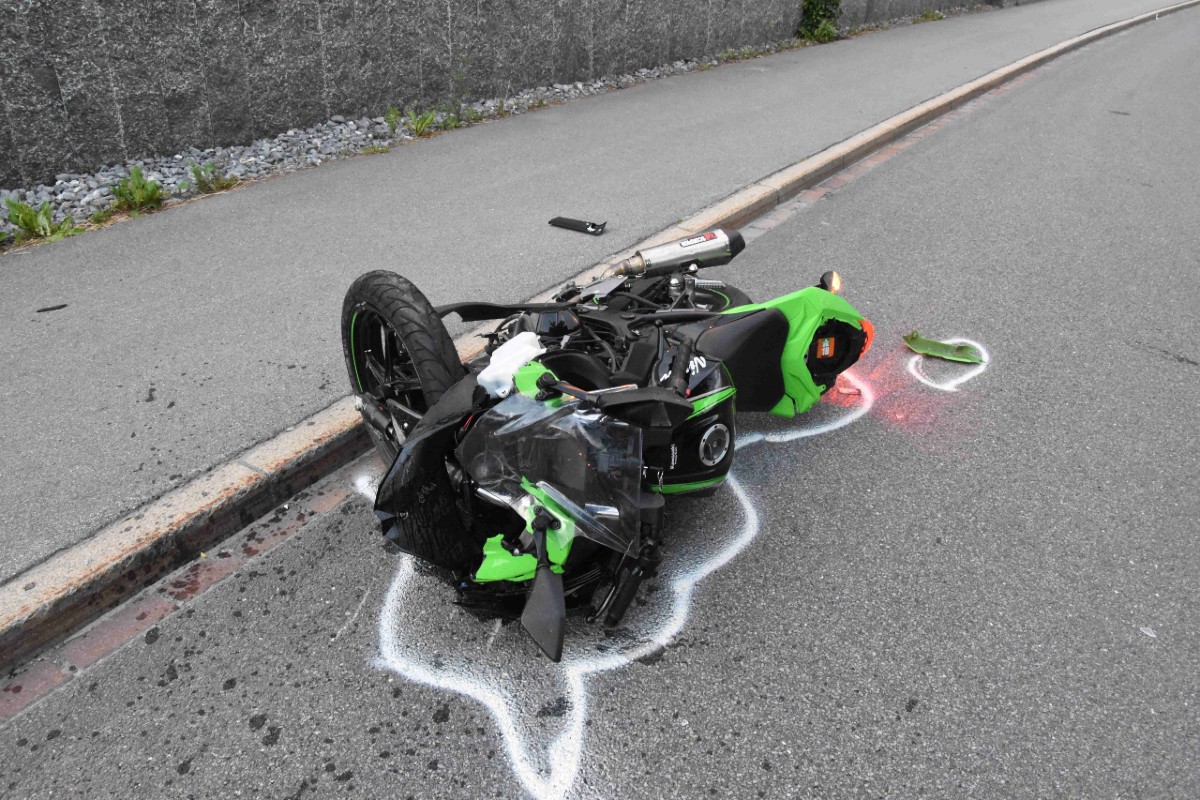 Töfffahrer verunglückt in Sargans SG schwer