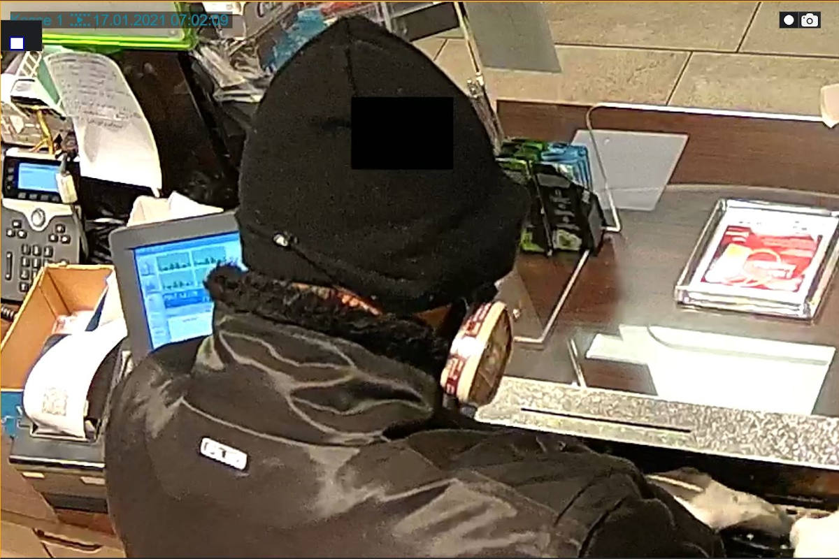 Lüneburg – Fahndung nach Tankstellenraub