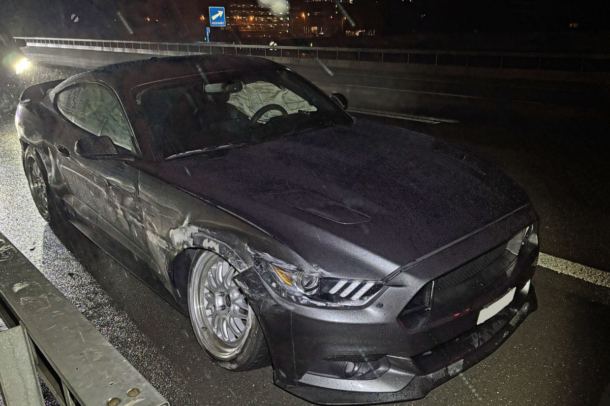 A2 Rothenburg LU – Bei Unfall mit Leitplanke kollidiert